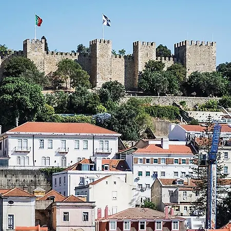 Near Rossio Лиссабон